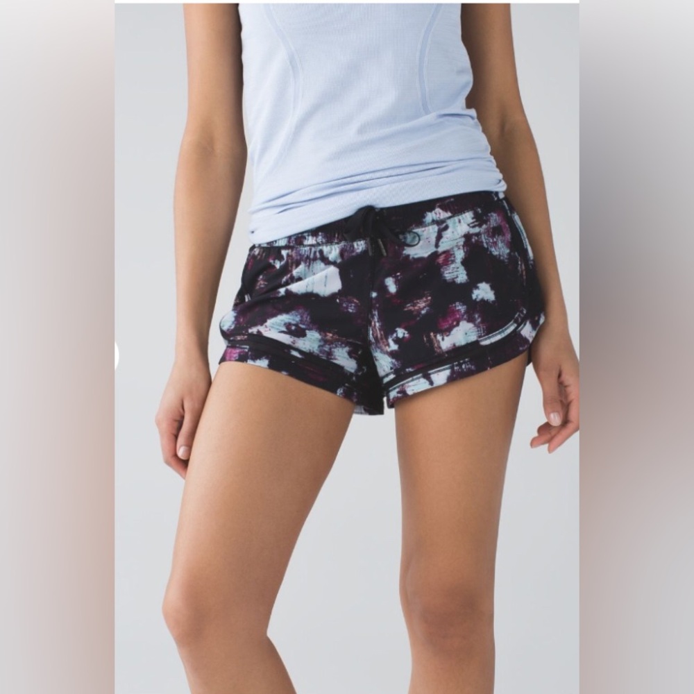 🌼Lululemon Make A Move Short
Kara Blossom Multi | Sz 6